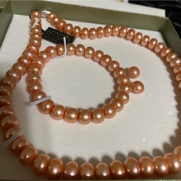 Honora pearl collection set beautiful peach 🍑 color NWT - Picture 2 of 3
